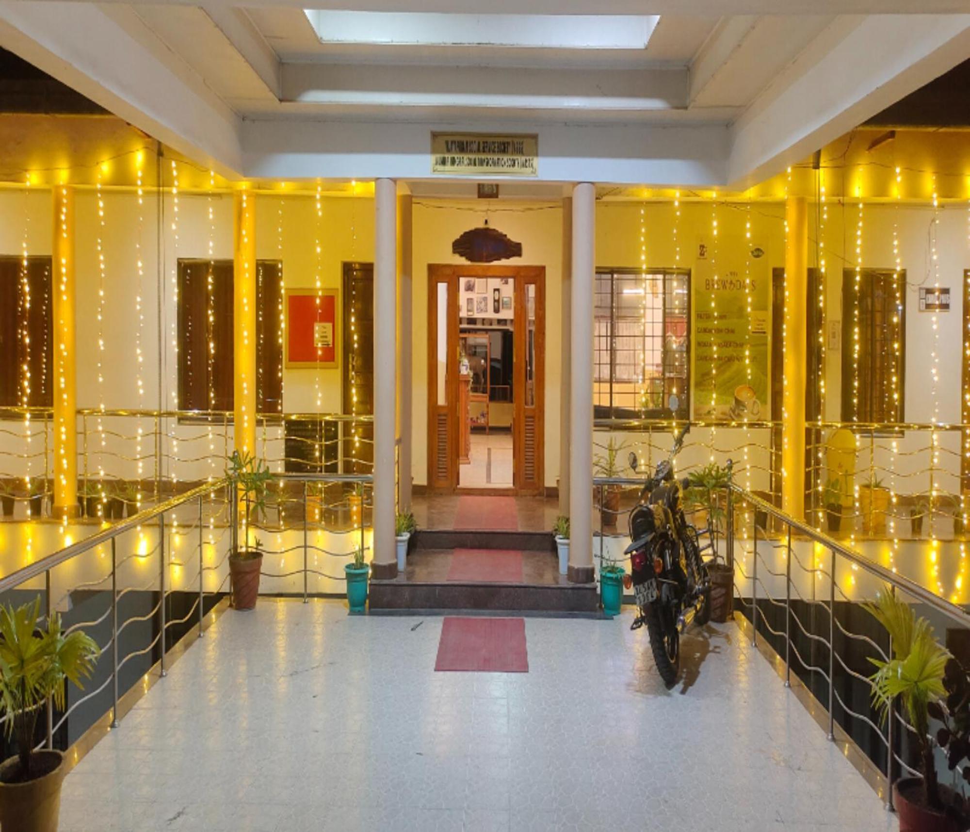 Ac Mist Hotel มุนนาร์ ภายนอก รูปภาพ